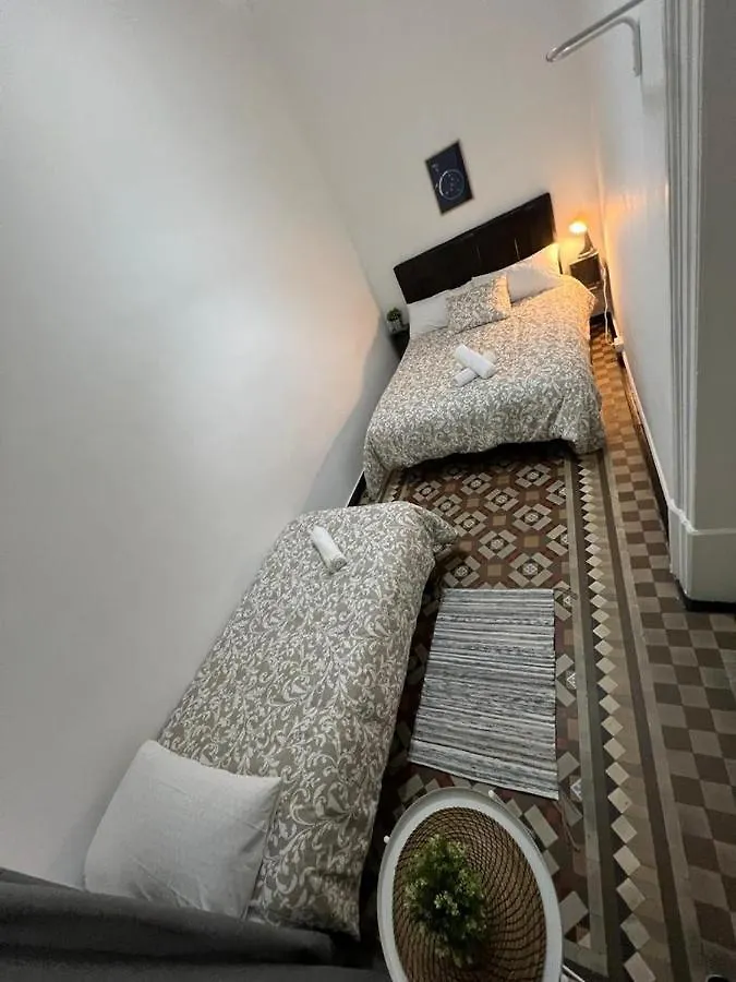 Guest house A & M Barcelona Hostal
