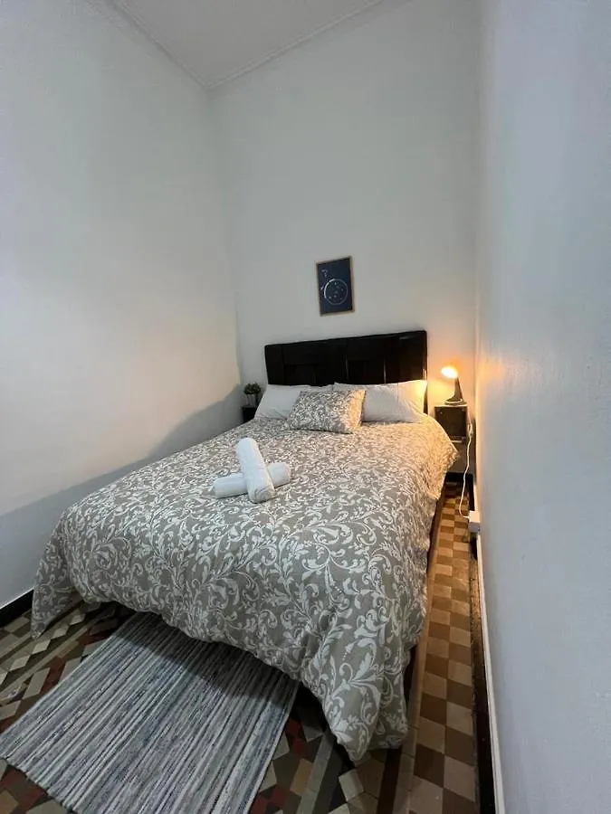 A & M Barcelona Hostal Guest house